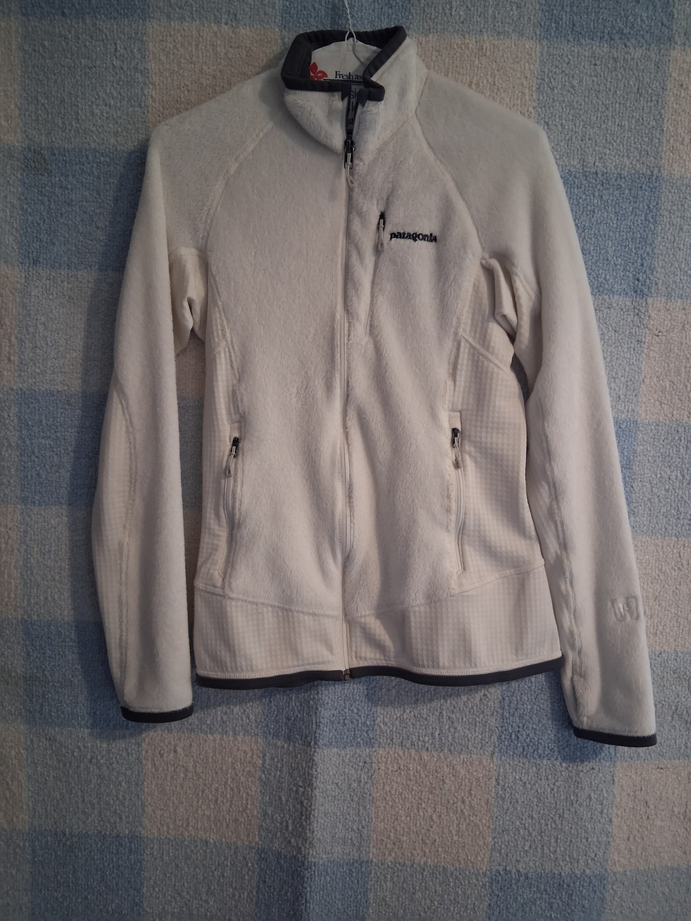 Patagonia Women's White Full-Zip Fleece Jacket Sz Small